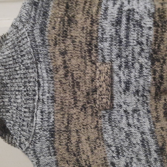 WOMEN'S KNITTED SWEATER LONG SLEEVES.  SHENANIGANS - Picture 5 of 5